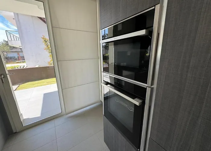 Pinewood Вилла *