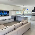 Villa Pinewood *