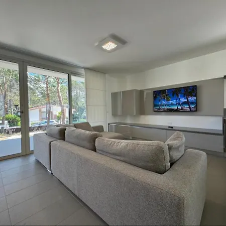 Villa Pinewood *